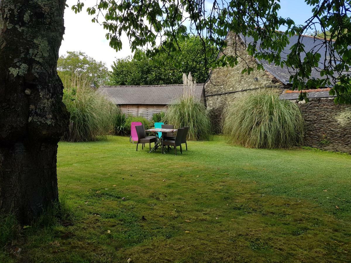 Les Locations Du Puits Bed & Breakfast Rochefort-en-Terre Dış mekan fotoğraf